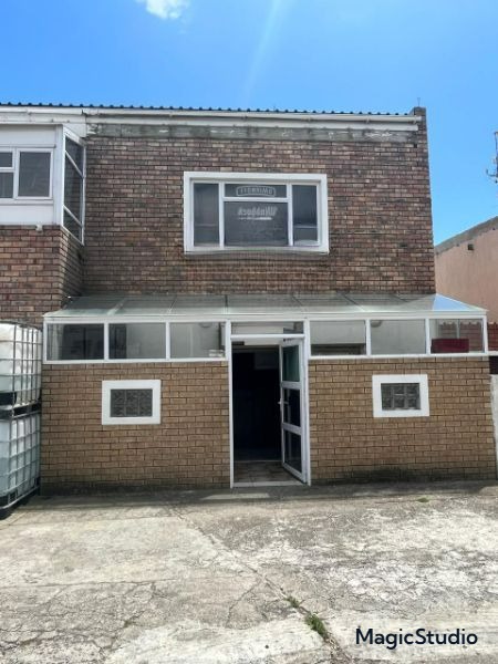 6 Bedroom Property for Sale in Schauderville Eastern Cape